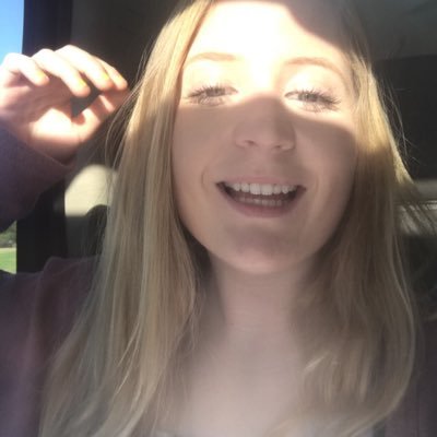 Profile Picture of Mary Albitz (@maryellerr) on Twitter