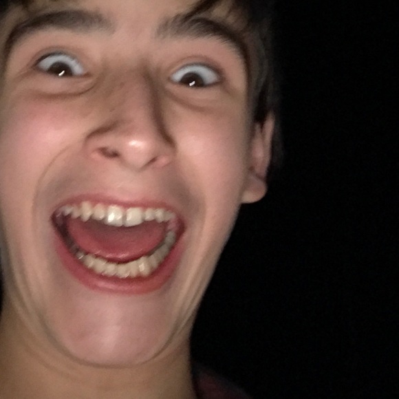 Profile Picture of Gideon Allen (@gideon_allen) on Poshmark