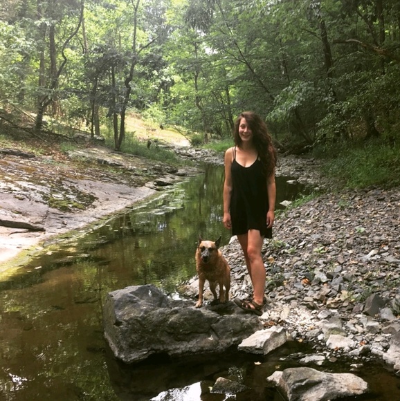 Profile Picture of Sara Scarborough (@spinney2) on Poshmark