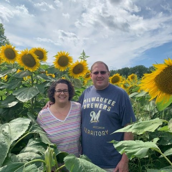 Profile Picture of Lisa Bayerl (@mbayerl7) on Poshmark