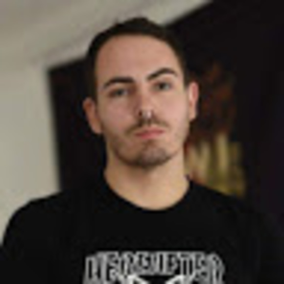 Profile Picture of Joseph Curley (@soyburgers) on Poshmark