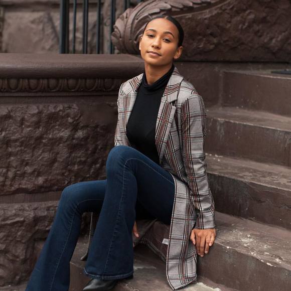 Lauren Connaughton - Poshmark Profile Picture of Lauren Connaughton (@laurenhope219) on Poshmark