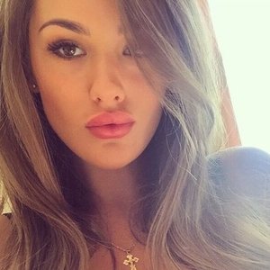 Profile Picture of Chiann (@chiannollech700) on Myspace