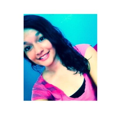Profile Picture of Monica Holloway (@MoniicaHolloway) on Twitter