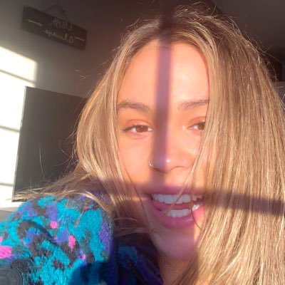 Profile Picture of Shai Shai (@Shai_Symonette) on Twitter