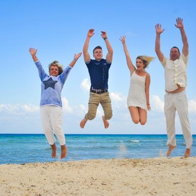 Profile Picture of Pamela Holmes (@pamelaholmes3) on Twitter