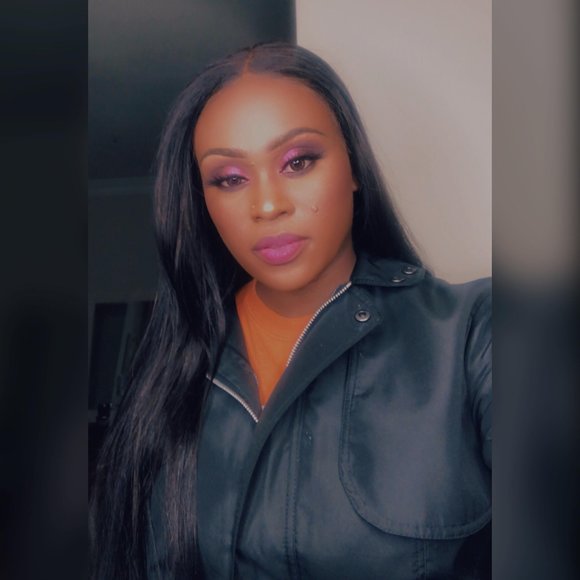 Profile Picture of Thandi Charles (@thandi4) on Poshmark