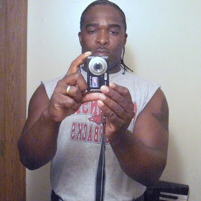 Profile Picture of Patrick (@dwight888) on Twitter