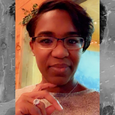 Profile Picture of Nicole Holmes (@iMjaysBoo) on Twitter