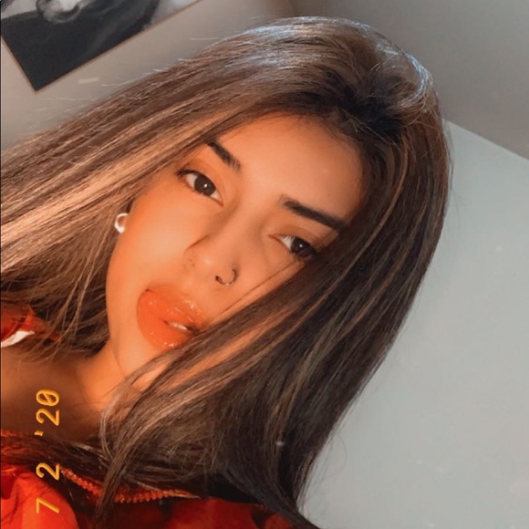 Profile Picture of Alexandra Casio (@alexandra_casio) on Poshmark