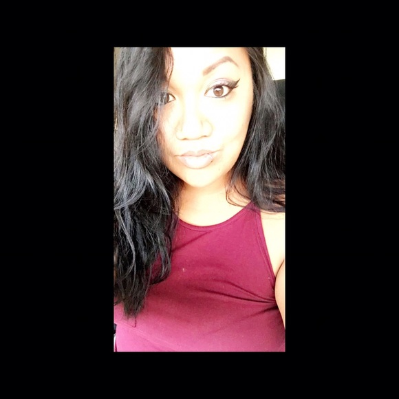 Profile Picture of Davelyn Okamura (@iheartbabe) on Poshmark