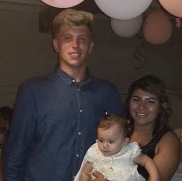 Profile Picture of Marlene G. styles (@marl_ene) on Poshmark