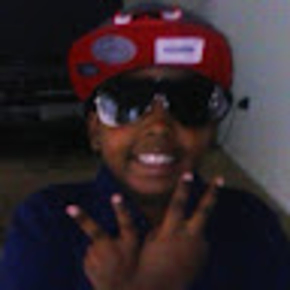 Profile Picture of Mark Raymond (@mdrsr625) on Poshmark