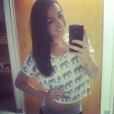 Profile Picture of Amy Conlin (@AmlinConly) on Twitter