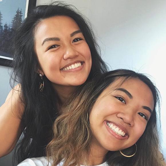 Profile Picture of Aileen Hoang (@aileezy) on Poshmark