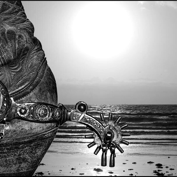 Profile Picture of Natalie Roesemann (@sandandspursfl) on Poshmark