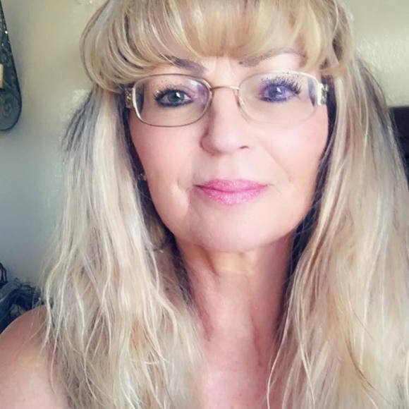 Profile Picture of Amelia Hester (@ameliahester) on Poshmark