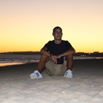 Profile Picture of Miguel Santos (@_miguelsantos13) on Twitter