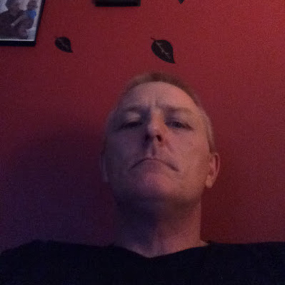 Profile Picture of Steven Beatty (@stevenbeatty) on Poshmark