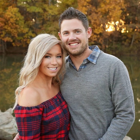 Profile Picture of Kasey Brekeen (@brekkas) on Poshmark