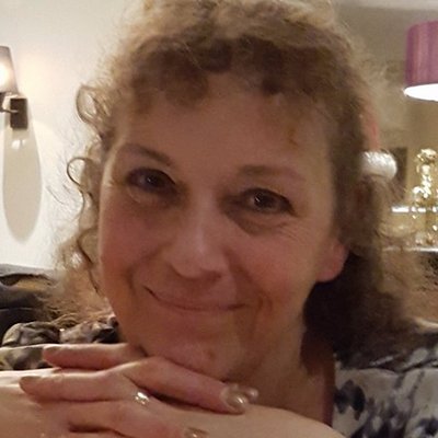 Profile Picture of Marion Bradshaw (@imerindoors) on Twitter