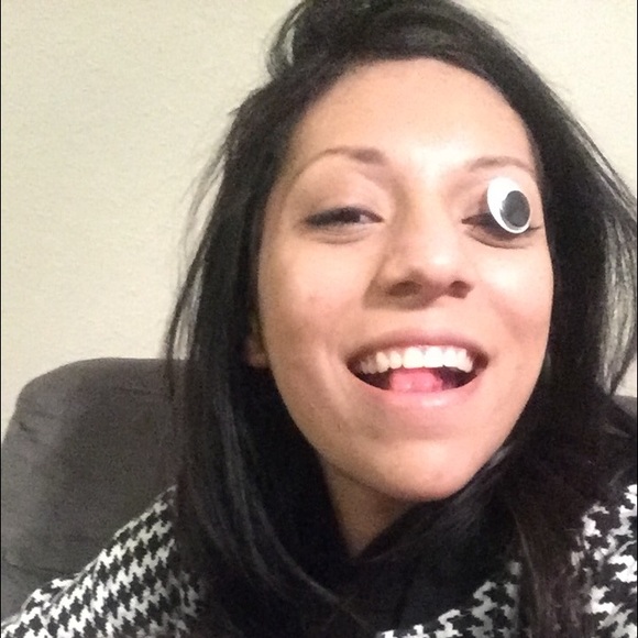 Profile Picture of Marlene Lugo (@stillasthenight) on Poshmark