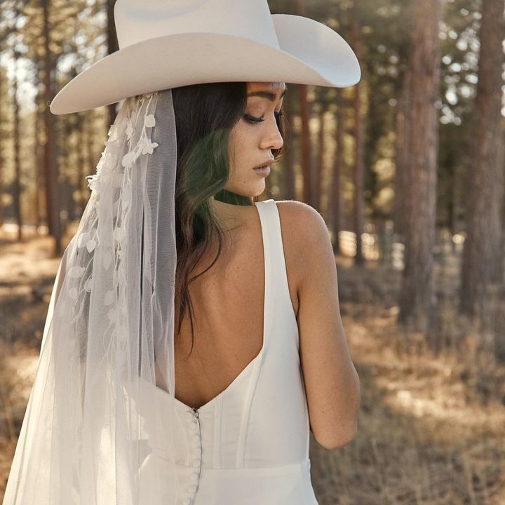 Profile Picture of Tara Lauren (@taralaurenbridal) on Tiktok