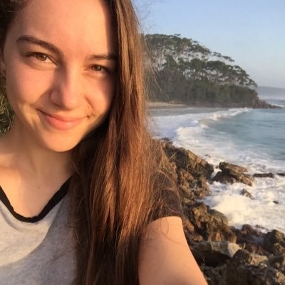 Profile Picture of Lilly Marshall (@Marshall3Com) on Twitter