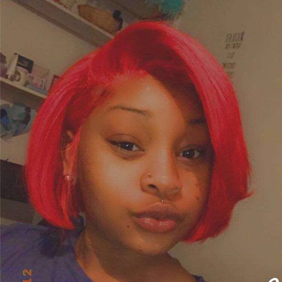 Profile Picture of Rayvonne Byrd-smith (@rayyy_money) on Poshmark