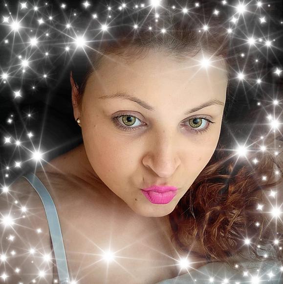 Profile Picture of Kimberly Markey (@kimberly_markey) on Poshmark