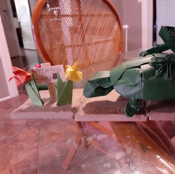 Profile Picture of Angel Tessneer (@angtess) on Poshmark