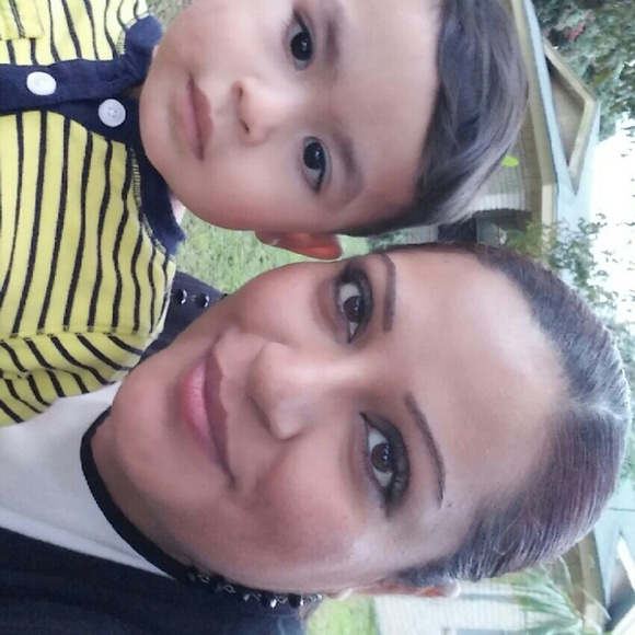Profile Picture of Alma Cordova (@almacordova2506) on Poshmark