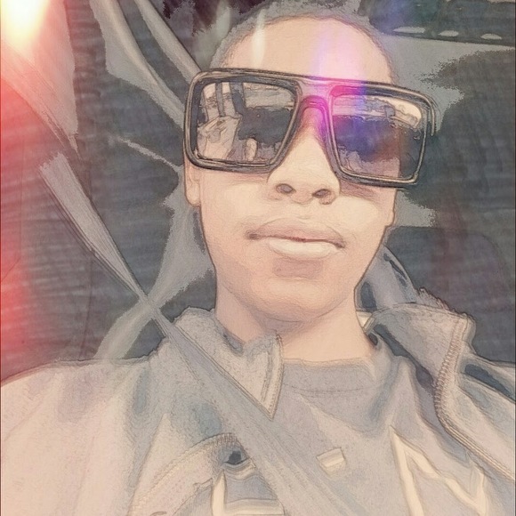 Profile Picture of Lance Cooper (@lancecooper755) on Poshmark