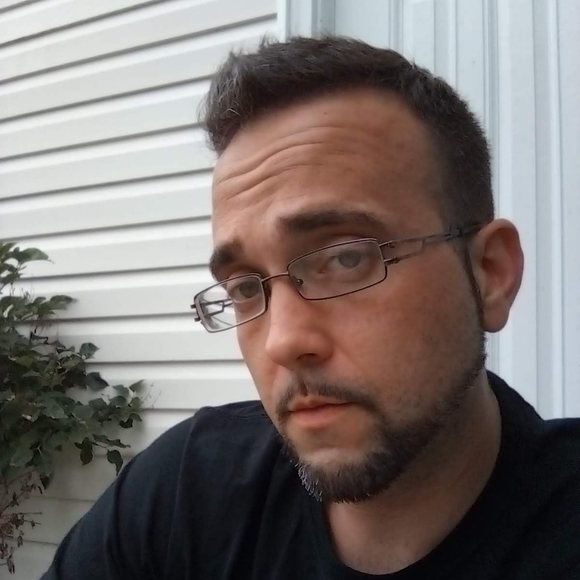 Profile Picture of Dannyboy Rowe (@dannyboyrowe) on Poshmark