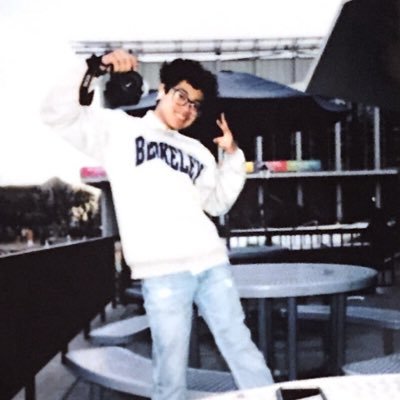 Profile Picture of Carlos Moctezuma 🧸 (@simplycarloss) on Twitter