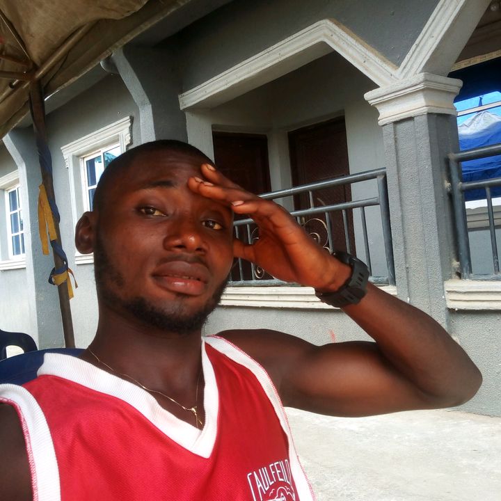 Profile Picture of carlvalantine (@carlvalantine) on Tiktok