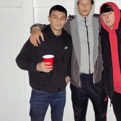 Profile Picture of Chris Avelar (@chrisavelar16) on Twitter