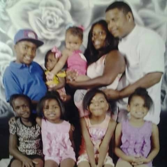 Victor Salmon - Poshmark Profile Picture of Victor Salmon (@bigv1970) on Poshmark