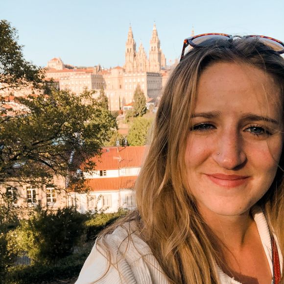 Profile Picture of Sydnie Kroneberger (@skroneberger) on Poshmark