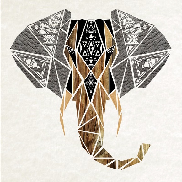 Profile Picture of Yolanda Dodson (@yolidod) on Poshmark