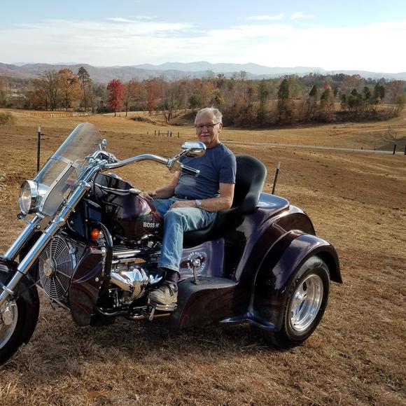 Profile Picture of Jim Payne (@trucksareus) on Poshmark