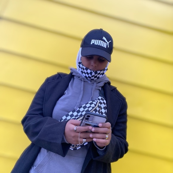 Profile Picture of Loisa Clementine (@clementineloi) on Poshmark