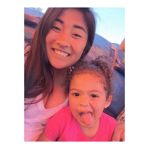 Profile Picture of Danielle Caoili (@dcaoili) on Poshmark