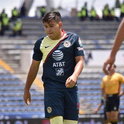 Profile Picture of Eduardo Saenz (@saenzluis46) on Twitter