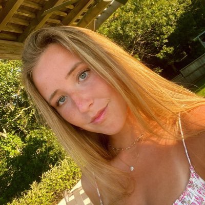 Profile Picture of Sarah Schultz (@sarah1814s) on Twitter