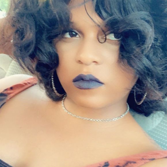 Kandyce Precise - Poshmark Profile Picture of Kandyce Precise (@kandyceprecise) on Poshmark