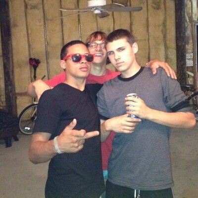 Profile Picture of Sean P (@seanP_AllinOne) on Twitter