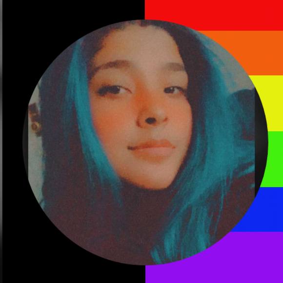 Profile Picture of Danielle Shapiro (@danielleshapiro) on Poshmark