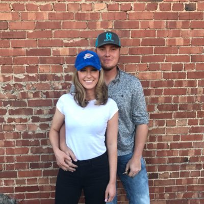 Profile Picture of J.R. Holloway (@Jr_Holldaway) on Twitter