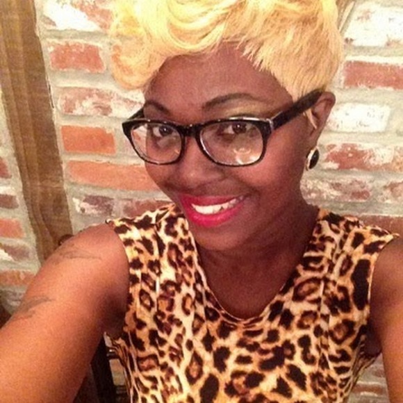 Profile Picture of Whitney Barrow (@whitneybarrow23) on Poshmark